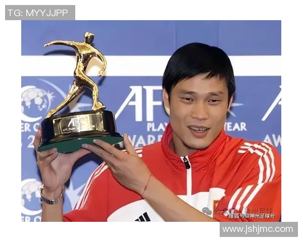 绰号战神的足球明星如何在绿茵场上创造传奇与荣耀